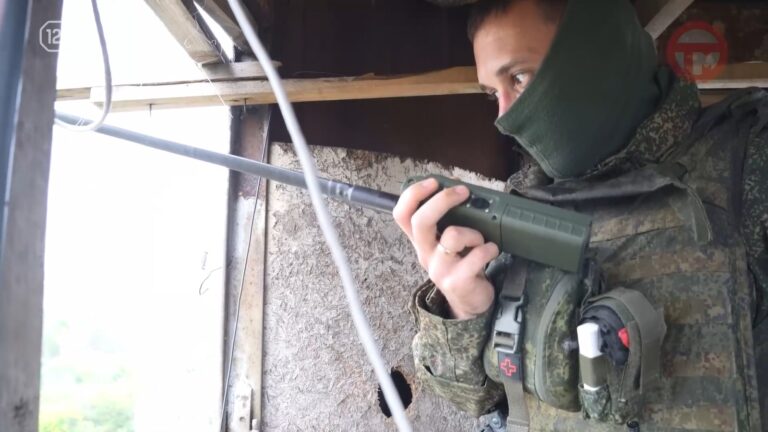 ✔️ Связисты отмечают профессиональный праздник на боевом посту в зоне СВО